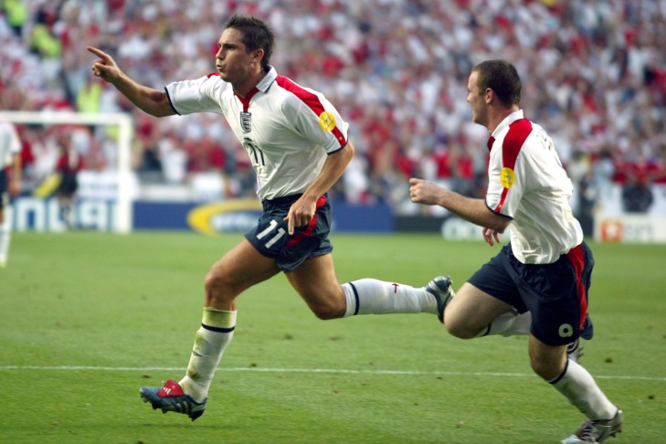 Soccer - UEFA European Championship 2004 - Group B - France v England